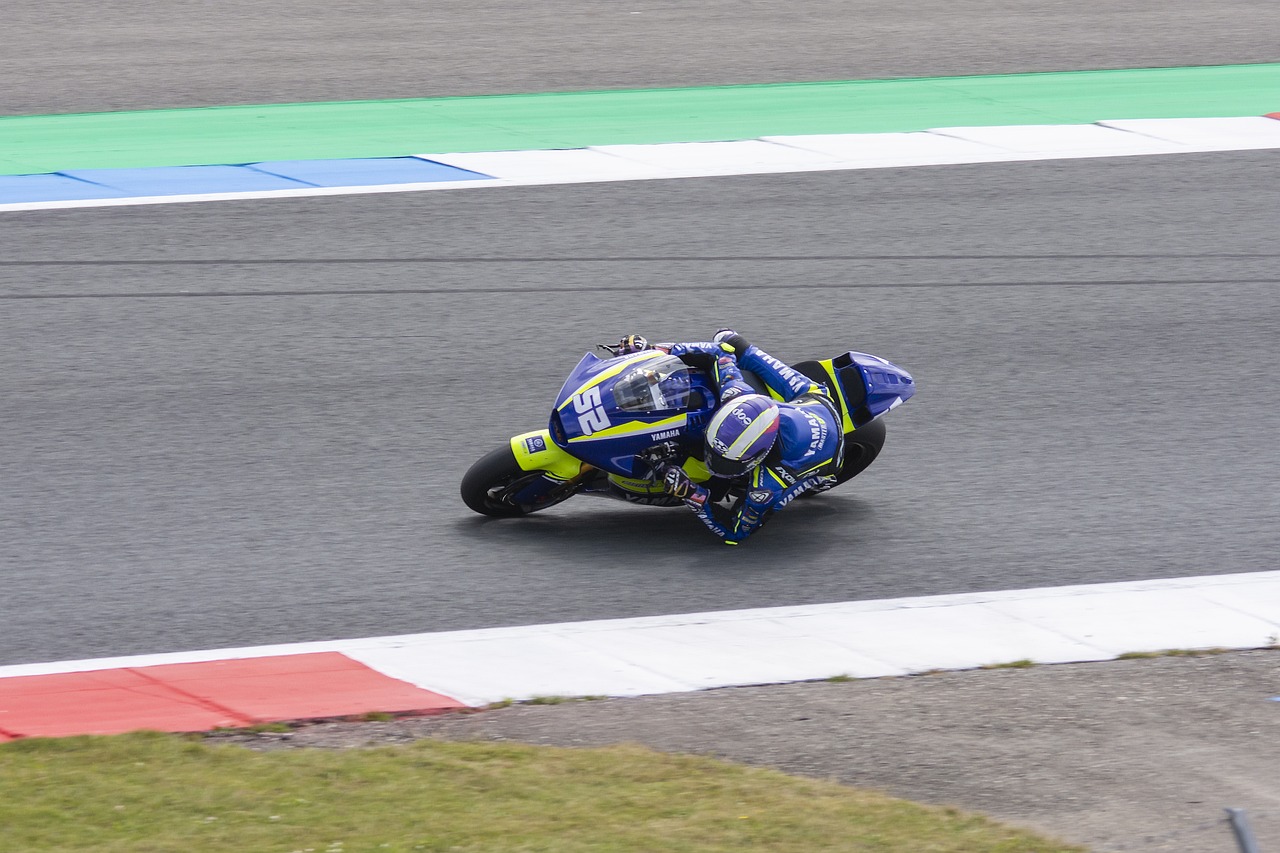 快船132-100击败篮网，哈登功不可没，伦纳德祈求健康.